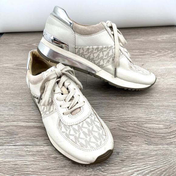 MICHAEL KORS Womens Allie Monogram Lace Up Logo Fashion Sneakers Vanilla - Sz 7 - Picture 1 of 12